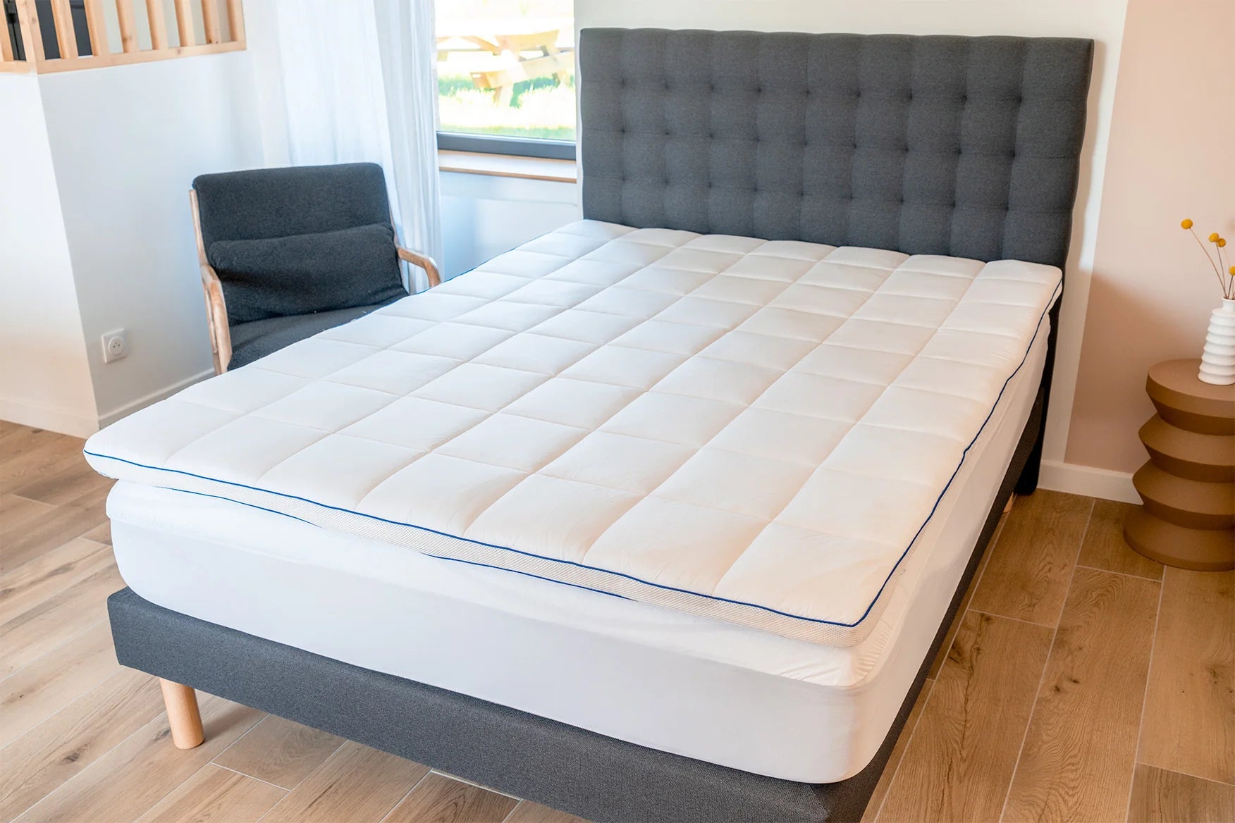 Memory foam mattress topper